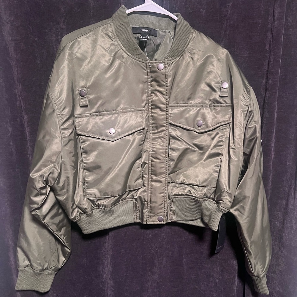 Cropped Green Bomber Jacket from Forever 21